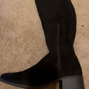 Ladies thighs high boots